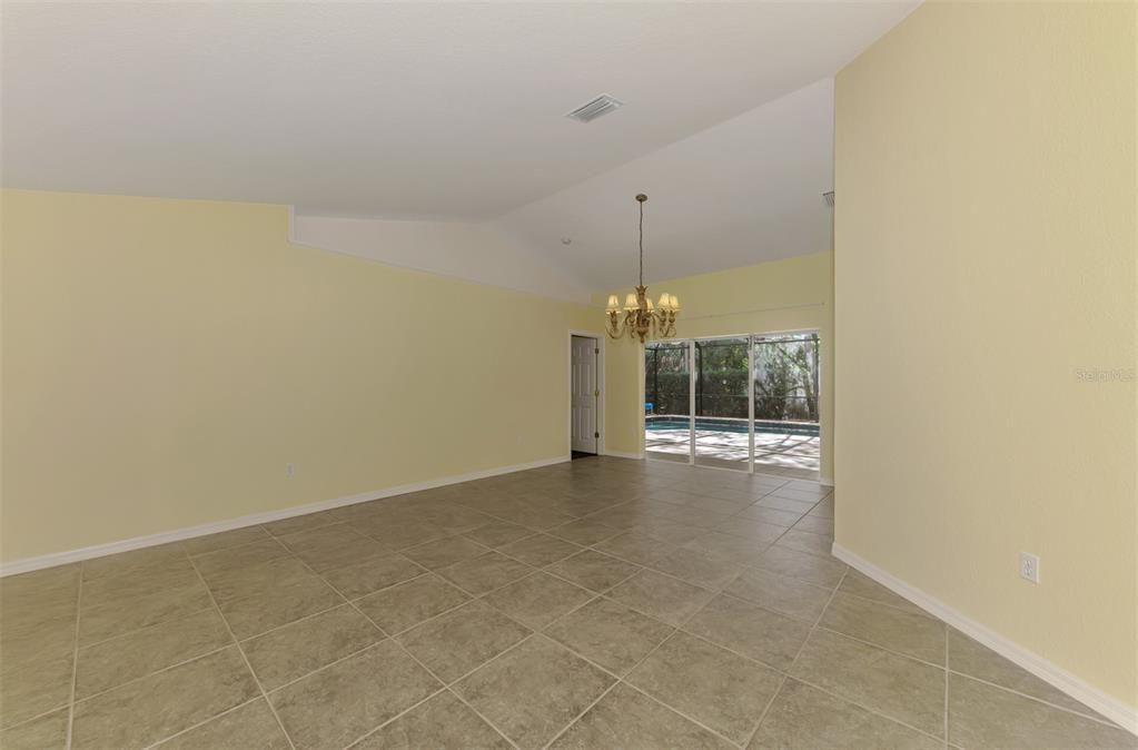 For Rent: $3,300 (3 beds, 3 baths, 2388 Square Feet)
