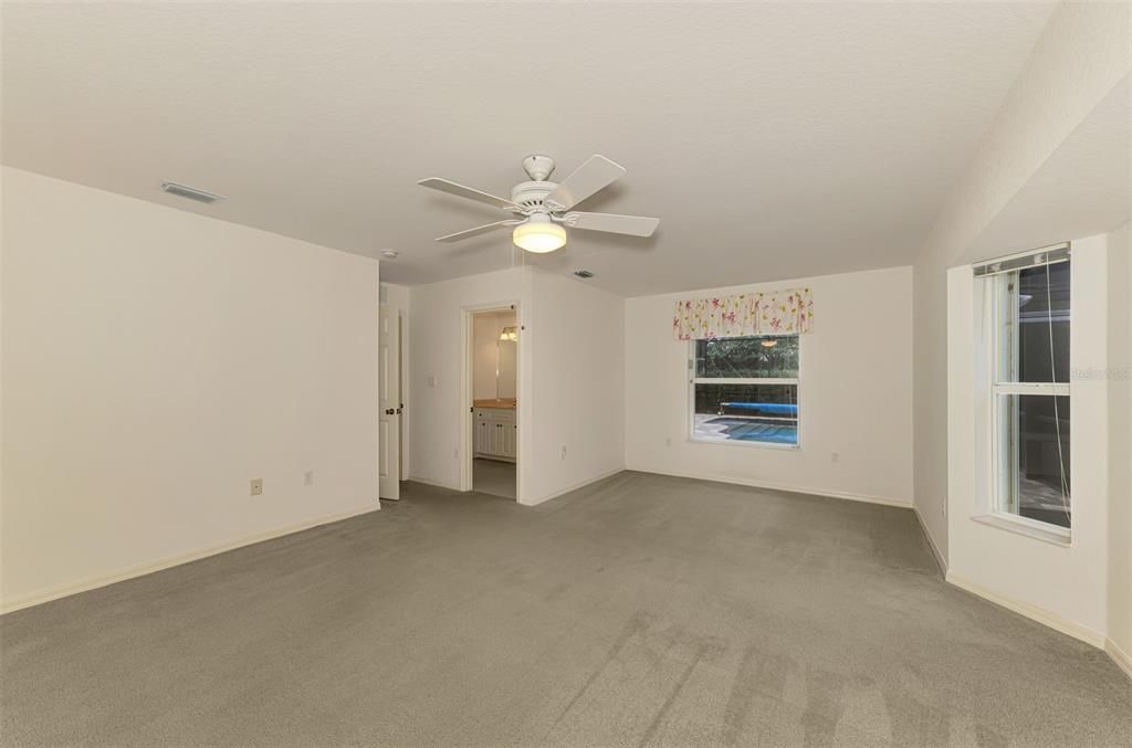 For Rent: $3,300 (3 beds, 3 baths, 2388 Square Feet)