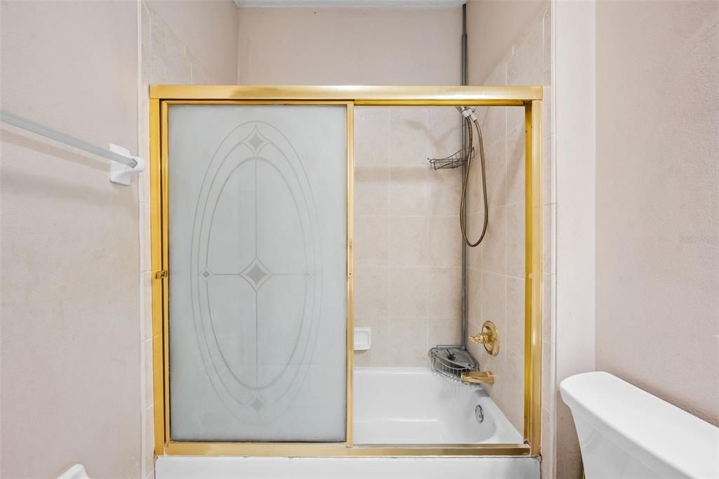 En Venta: $194,900 (2 camas, 2 baños, 1190 Pies cuadrados)