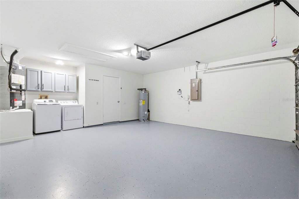 Activo con contrato: $379,500 (3 camas, 2 baños, 1505 Pies cuadrados)