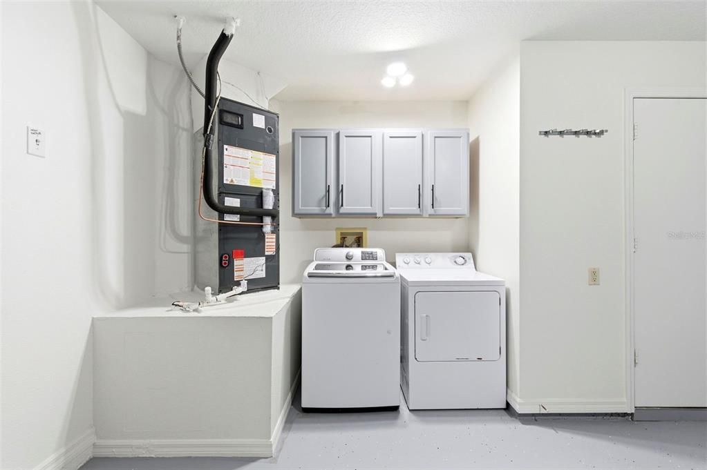 Activo con contrato: $379,500 (3 camas, 2 baños, 1505 Pies cuadrados)