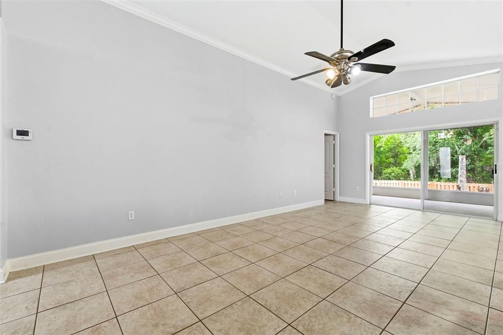 Activo con contrato: $379,500 (3 camas, 2 baños, 1505 Pies cuadrados)