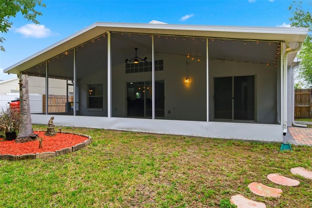 Activo con contrato: $379,500 (3 camas, 2 baños, 1505 Pies cuadrados)