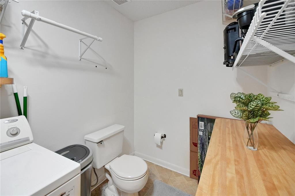 Active With Contract: $265,000 (3 beds, 2 baths, 2189 Square Feet)