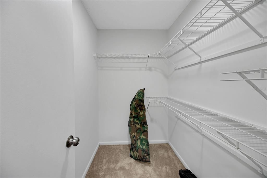 Active With Contract: $265,000 (3 beds, 2 baths, 2189 Square Feet)