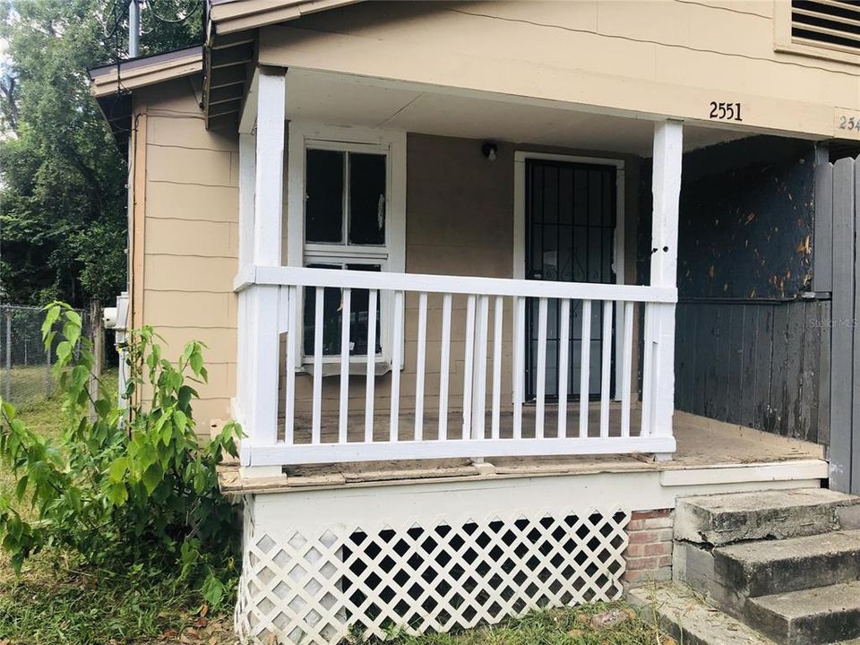 For Rent: $600 (2 beds, 1 baths, 658 Square Feet)
