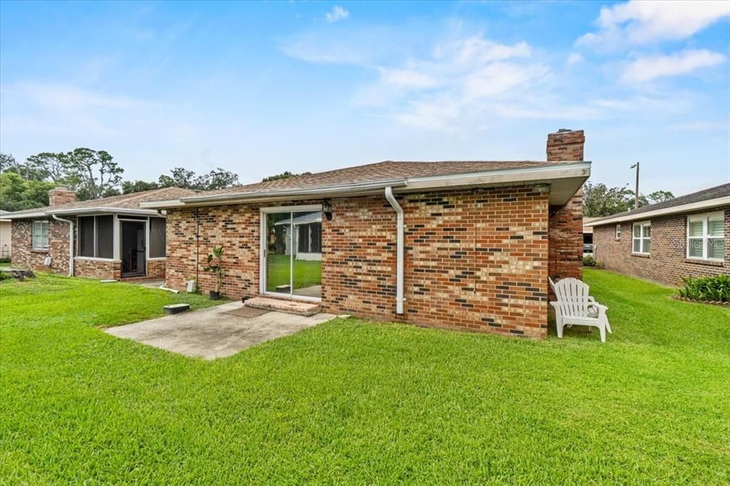 For Rent: $1,450 (3 beds, 2 baths, 1783 Square Feet)