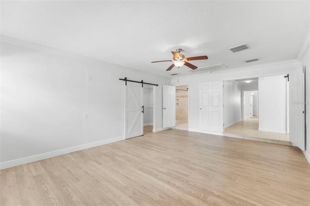 En Venta: $599,000 (4 camas, 2 baños, 2279 Pies cuadrados)