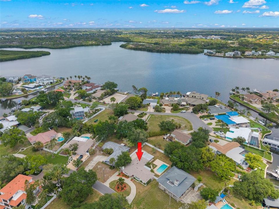 En Venta: $599,000 (4 camas, 2 baños, 2279 Pies cuadrados)