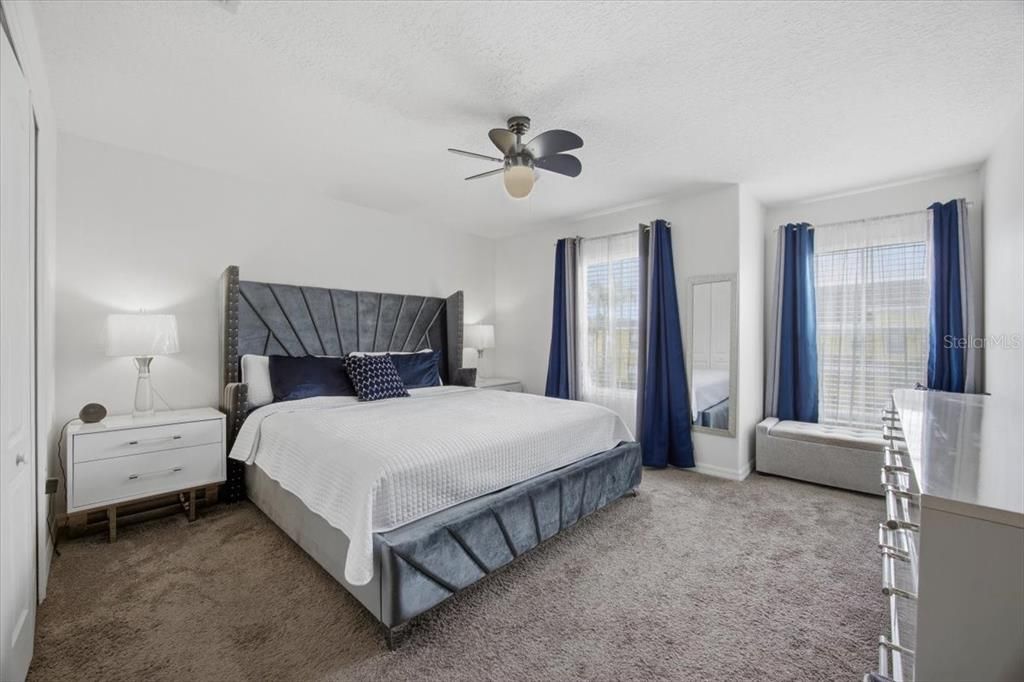 For Sale: $190,000 (2 beds, 2 baths, 1496 Square Feet)