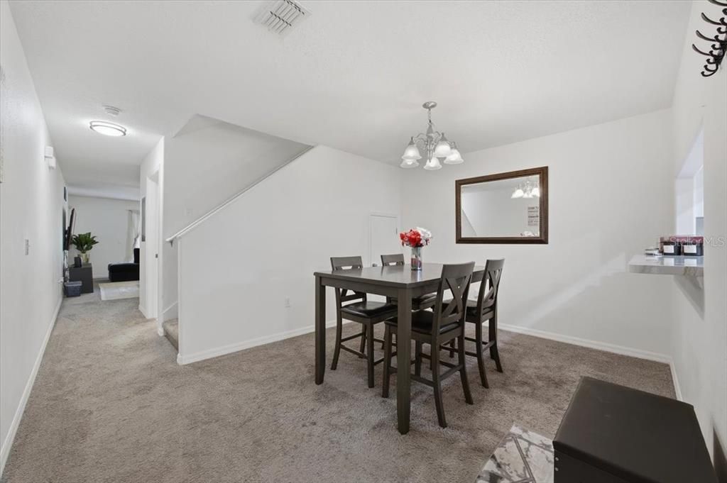 For Sale: $190,000 (2 beds, 2 baths, 1496 Square Feet)