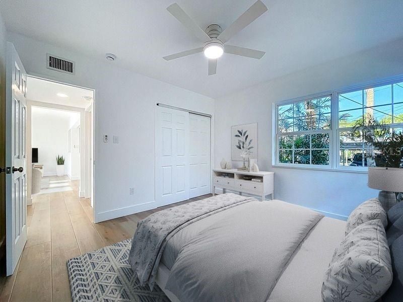 For Sale: $500,000 (2 beds, 1 baths, 815 Square Feet)