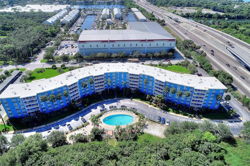 На продажу: $95,000 (1 спален, 1 ванн, 708 Квадратных фут)