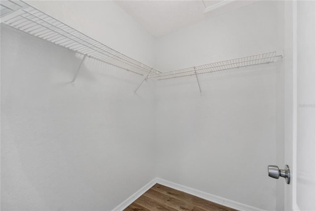 For Sale: $259,900 (3 beds, 2 baths, 1521 Square Feet)