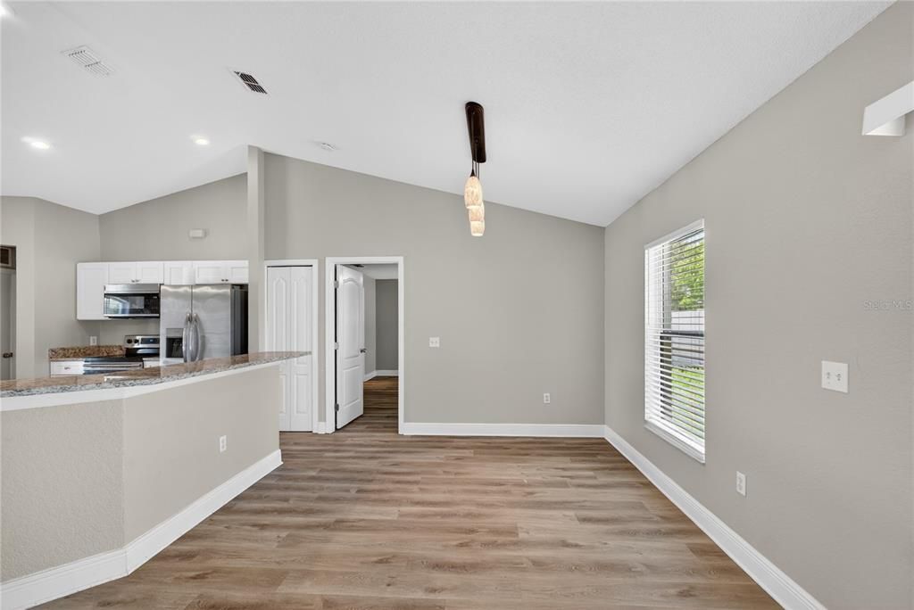 For Sale: $259,900 (3 beds, 2 baths, 1521 Square Feet)