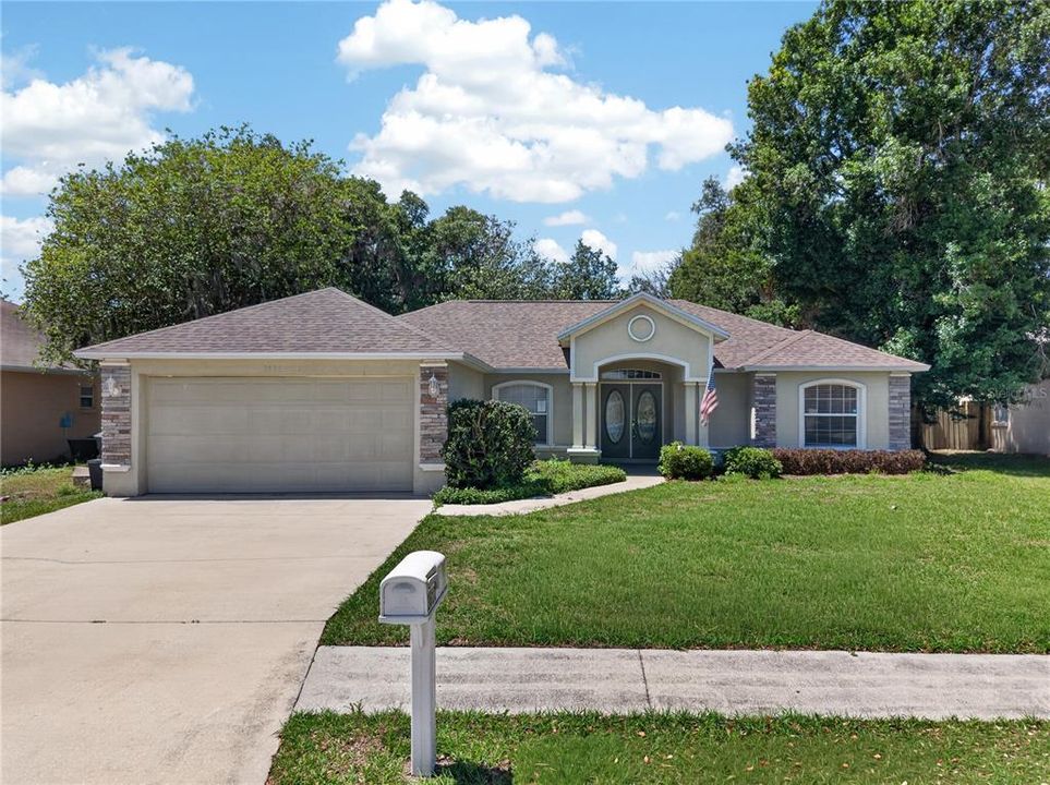For Sale: $259,900 (3 beds, 2 baths, 1521 Square Feet)