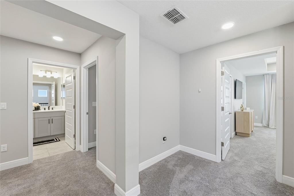For Rent: $3,400 (3 beds, 3 baths, 2143 Square Feet)