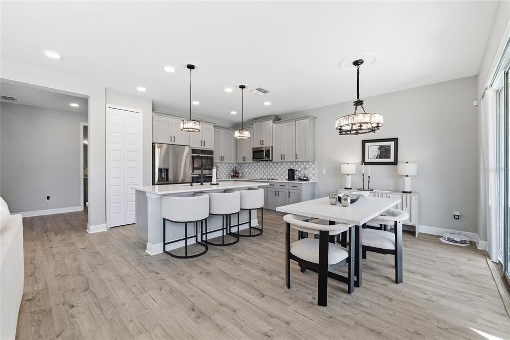 For Rent: $3,400 (3 beds, 3 baths, 2143 Square Feet)