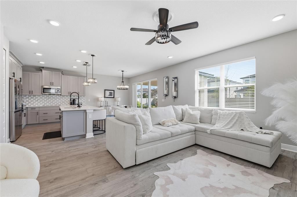 For Rent: $3,400 (3 beds, 3 baths, 2143 Square Feet)