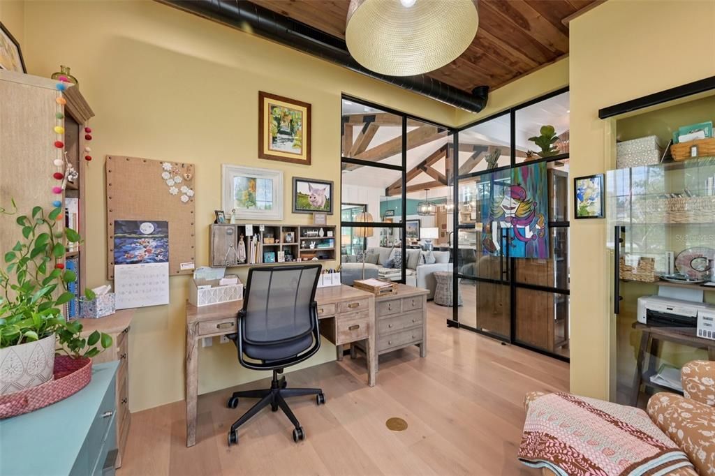 Activo con contrato: $1,224,000 (3 camas, 2 baños, 1958 Pies cuadrados)