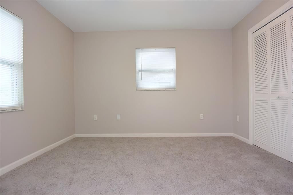 Active With Contract: $314,900 (3 beds, 2 baths, 1559 Square Feet)
