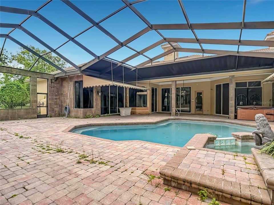 En Venta: $790,000 (3 camas, 3 baños, 5502 Pies cuadrados)