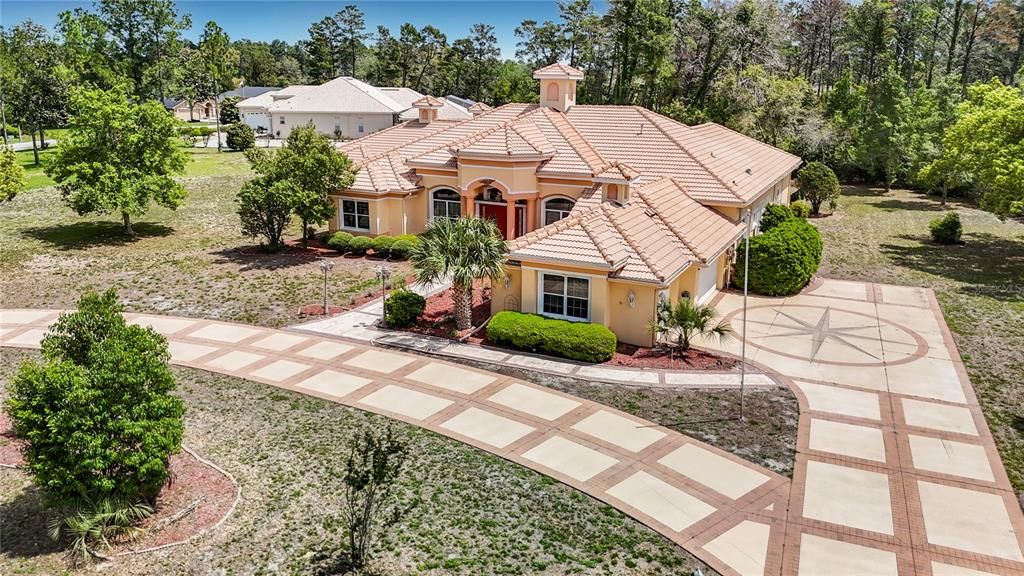 En Venta: $790,000 (3 camas, 3 baños, 5502 Pies cuadrados)