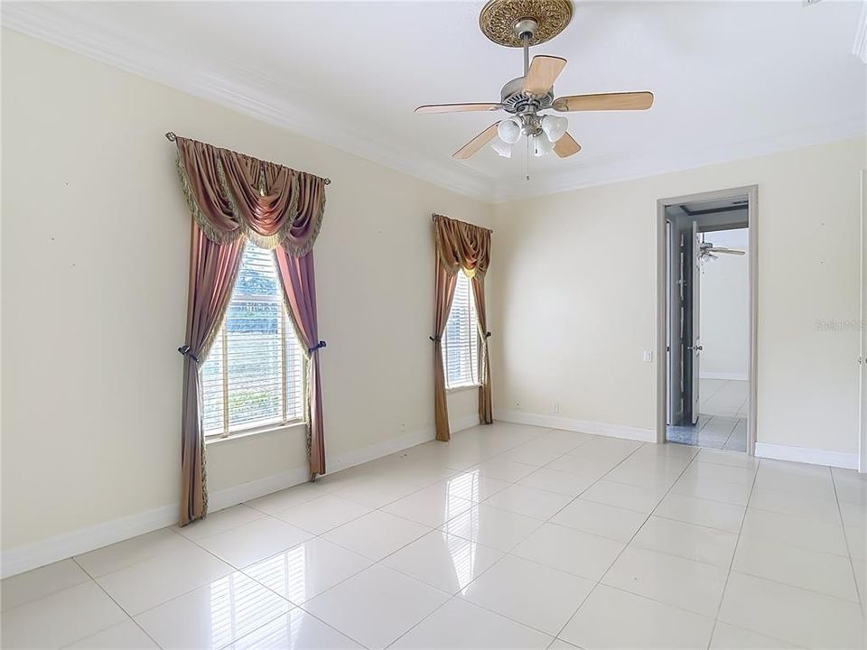 En Venta: $790,000 (3 camas, 3 baños, 5502 Pies cuadrados)