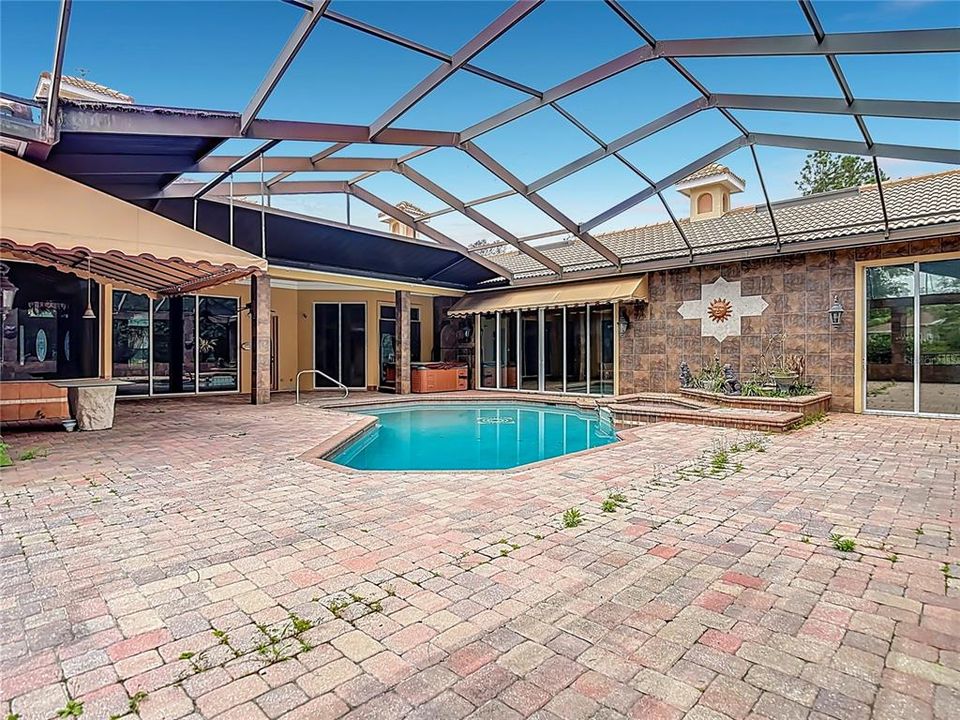 En Venta: $790,000 (3 camas, 3 baños, 5502 Pies cuadrados)