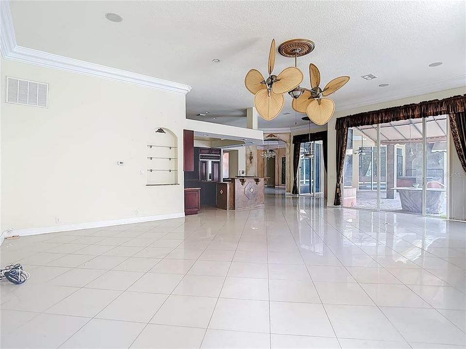 En Venta: $790,000 (3 camas, 3 baños, 5502 Pies cuadrados)