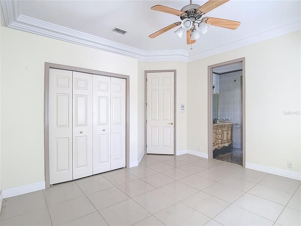 En Venta: $790,000 (3 camas, 3 baños, 5502 Pies cuadrados)
