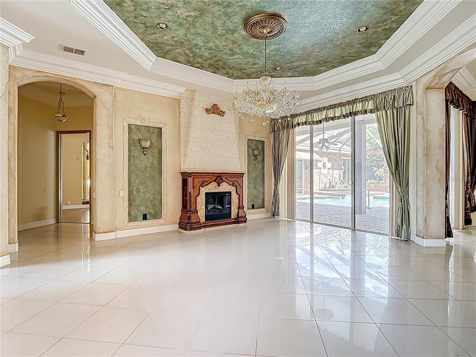 En Venta: $790,000 (3 camas, 3 baños, 5502 Pies cuadrados)