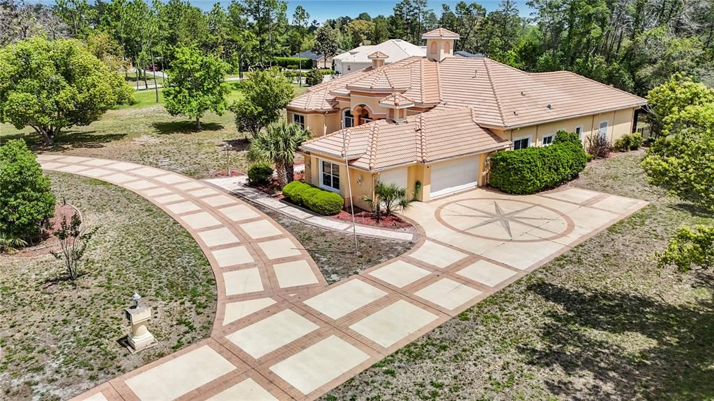 En Venta: $790,000 (3 camas, 3 baños, 5502 Pies cuadrados)