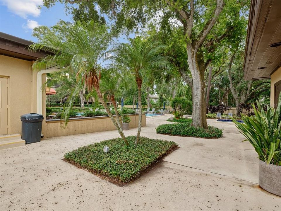 For Sale: $249,900 (2 beds, 2 baths, 1390 Square Feet)
