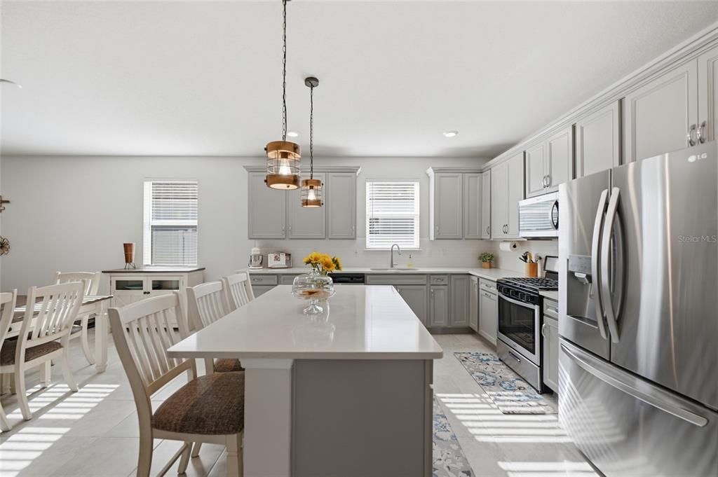 For Sale: $449,000 (3 beds, 2 baths, 2103 Square Feet)