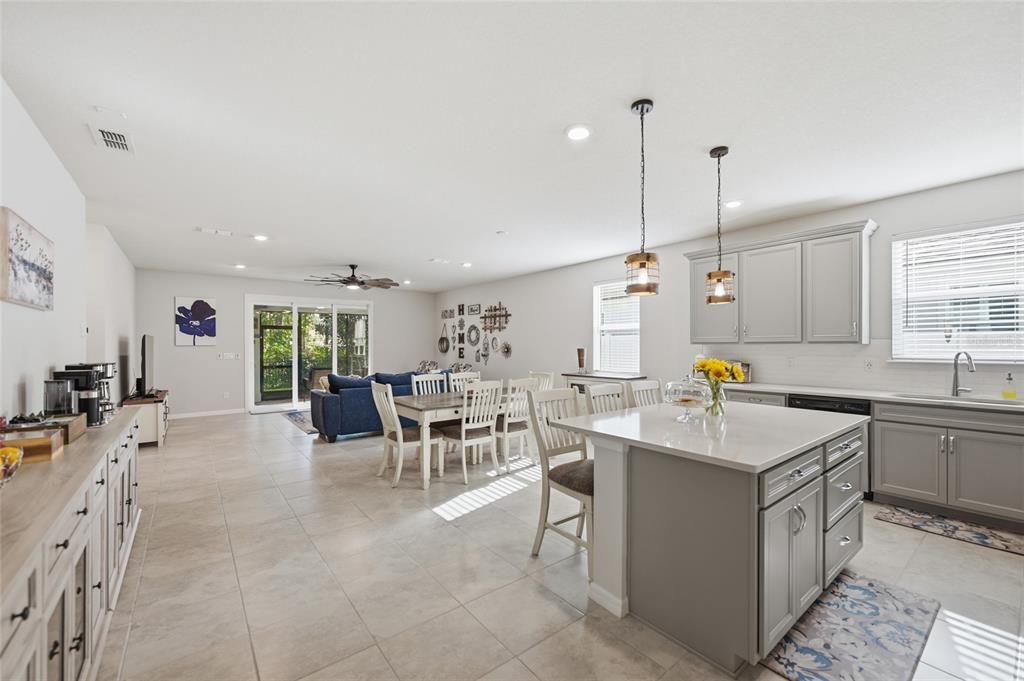 For Sale: $449,000 (3 beds, 2 baths, 2103 Square Feet)