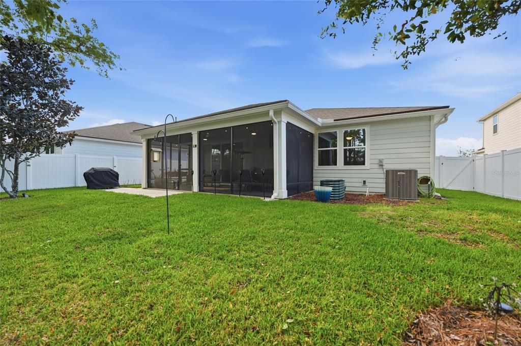 For Sale: $449,000 (3 beds, 2 baths, 2103 Square Feet)