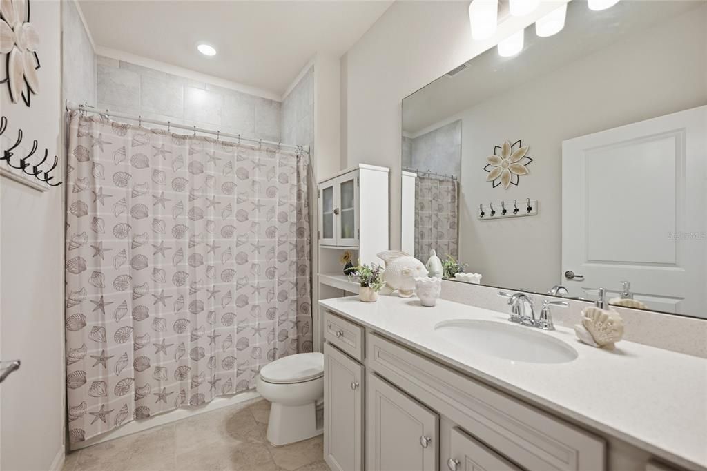 For Sale: $449,000 (3 beds, 2 baths, 2103 Square Feet)
