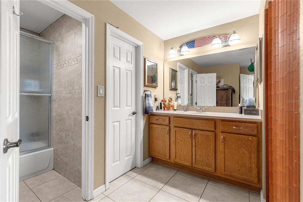 For Sale: $135,000 (2 beds, 2 baths, 1148 Square Feet)