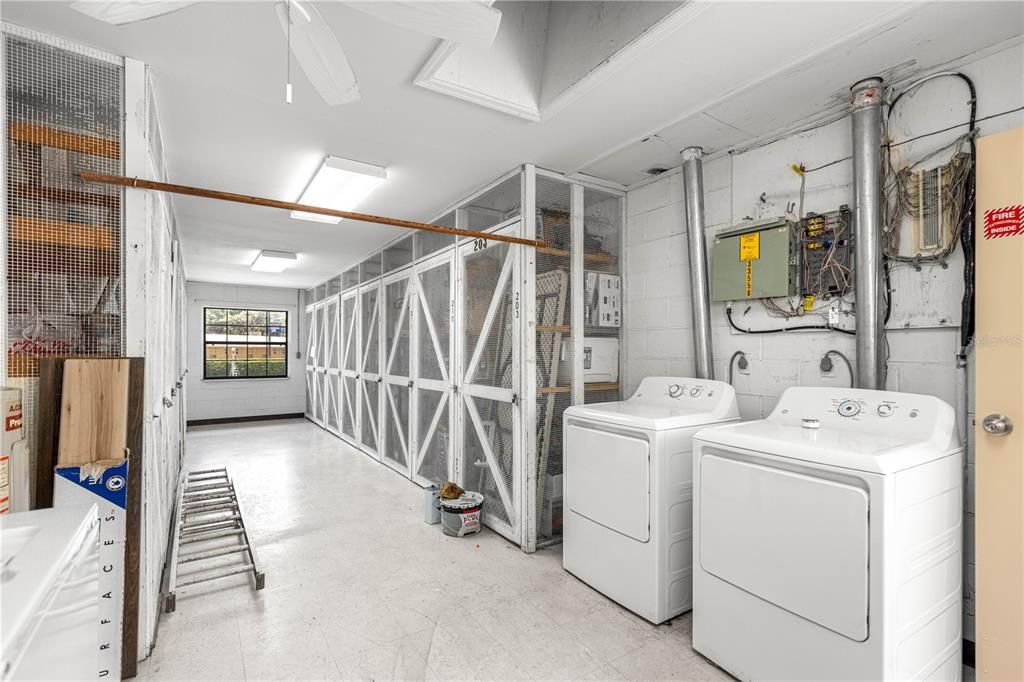 For Sale: $135,000 (2 beds, 2 baths, 1148 Square Feet)