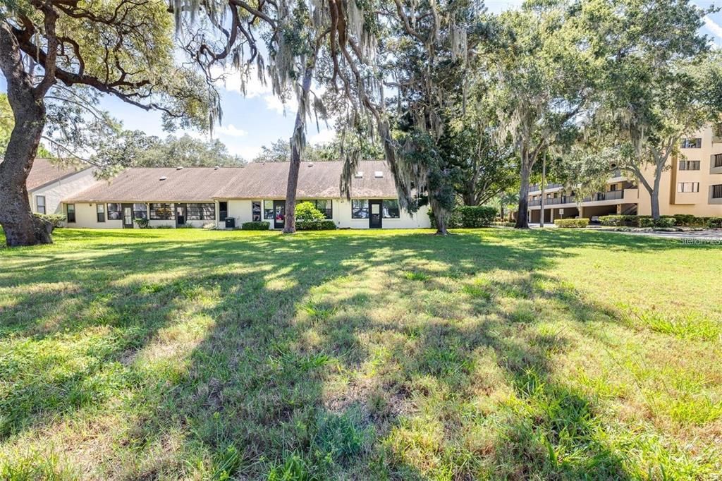 Active With Contract: $2,200 (2 beds, 2 baths, 1320 Square Feet)