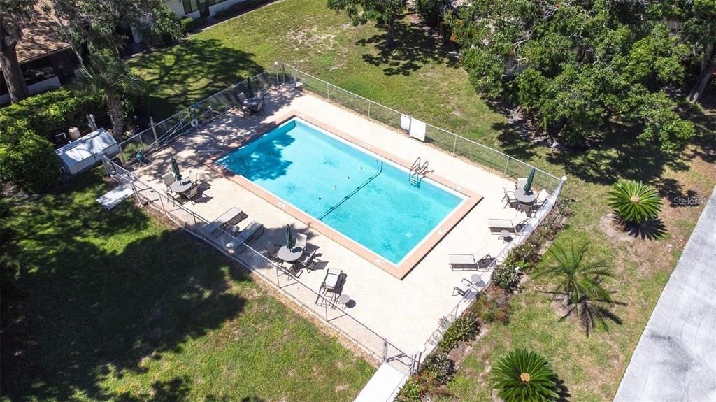 Active With Contract: $2,200 (2 beds, 2 baths, 1320 Square Feet)