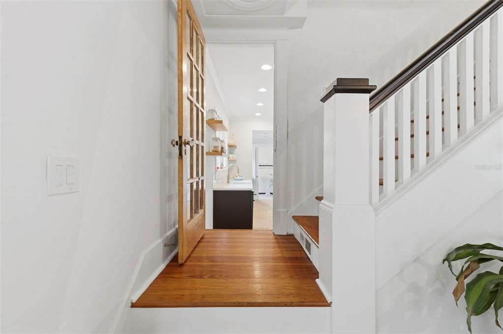 Activo con contrato: $1,549,000 (5 camas, 3 baños, 3011 Pies cuadrados)