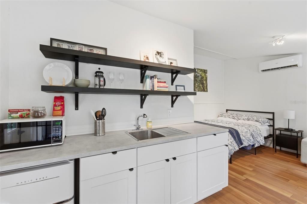 Activo con contrato: $1,549,000 (5 camas, 3 baños, 3011 Pies cuadrados)
