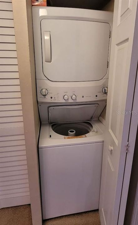 For Sale: $125,000 (1 beds, 1 baths, 598 Square Feet)