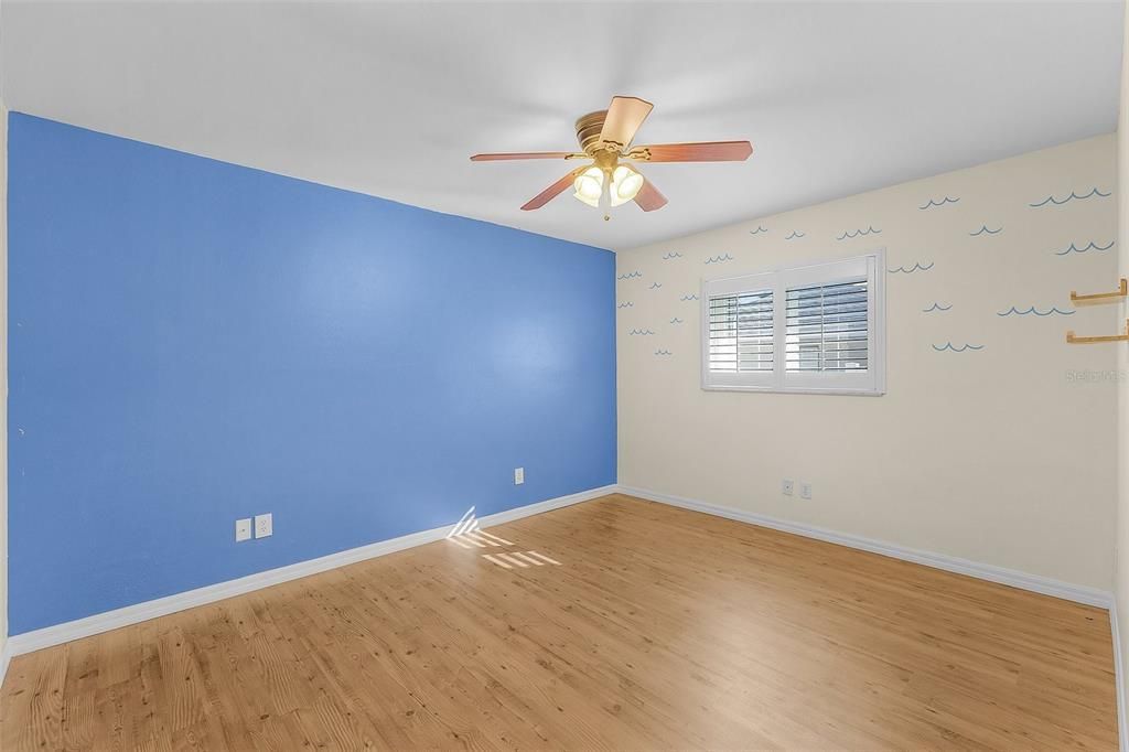 For Sale: $385,000 (3 beds, 2 baths, 2025 Square Feet)
