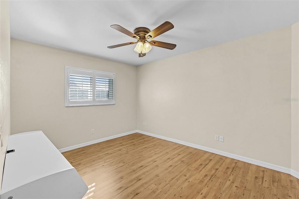 For Sale: $385,000 (3 beds, 2 baths, 2025 Square Feet)