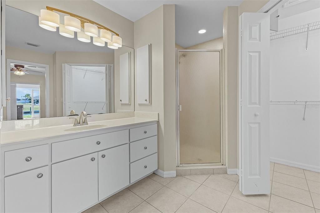 For Sale: $385,000 (3 beds, 2 baths, 2025 Square Feet)