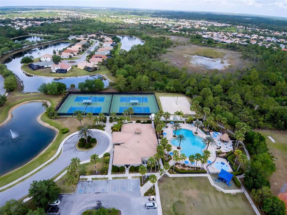 Activo con contrato: $335,000 (3 camas, 2 baños, 1362 Pies cuadrados)