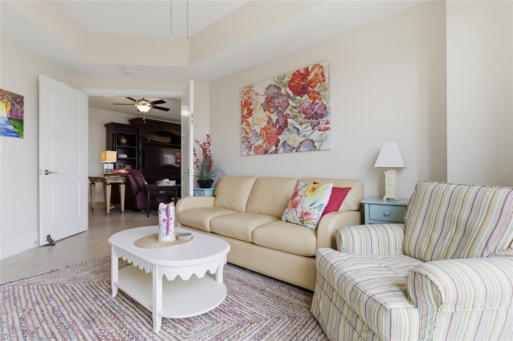 En Venta: $2,350,000 (3 camas, 2 baños, 1973 Pies cuadrados)